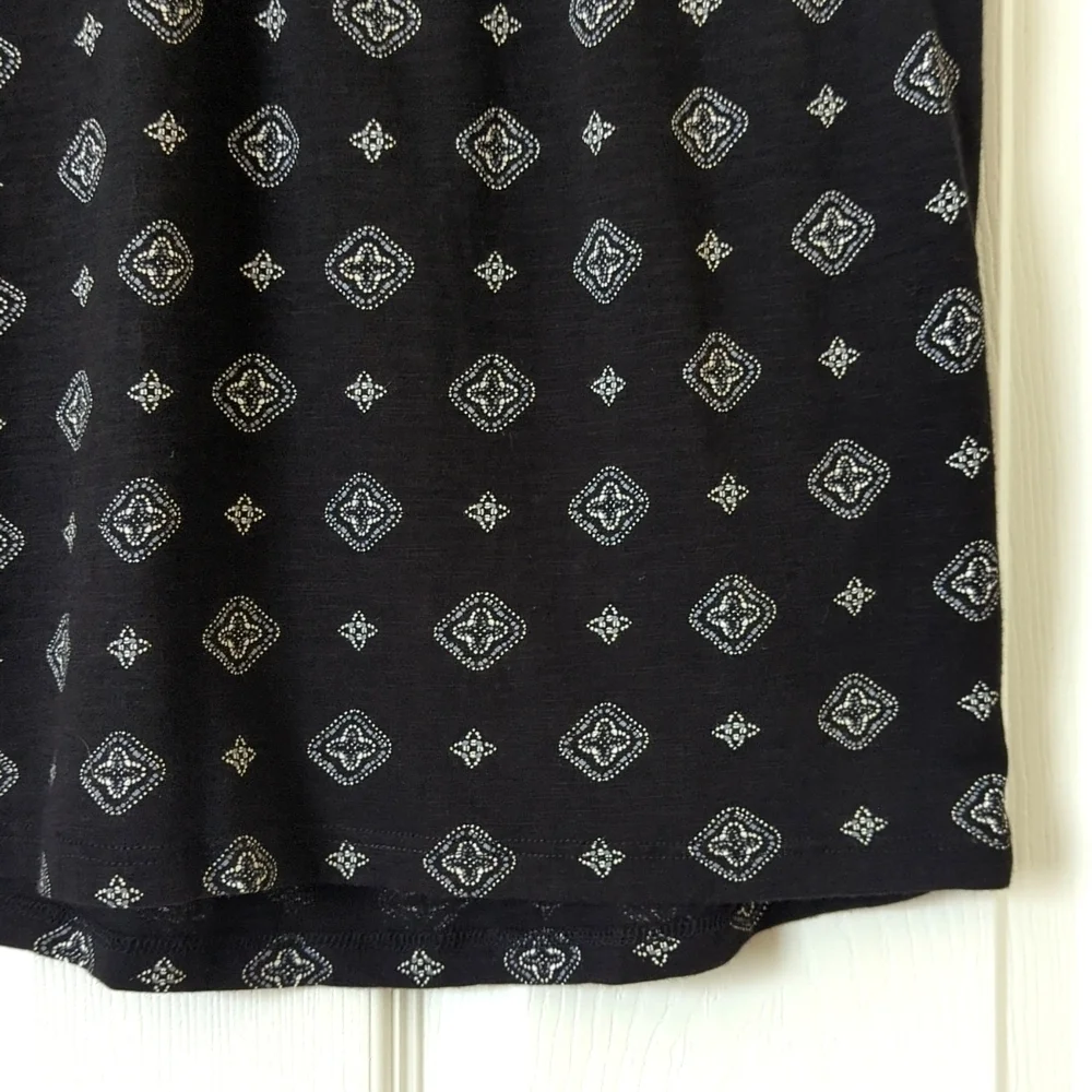 Lucky Brand Bohemian Printed Flutter Cap Sleeve Relaxed V-neck Blouse Black S - Picture 8 of 10